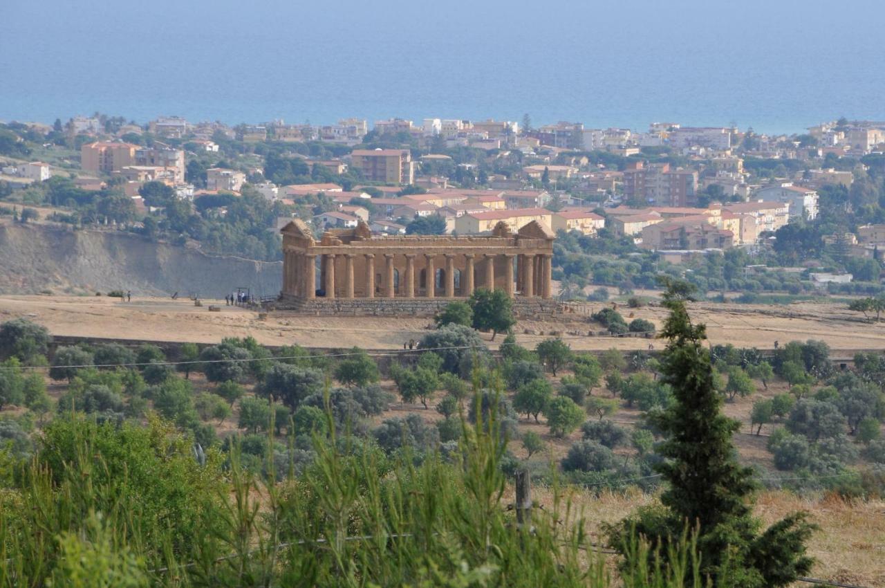 Dimora Fodera Apartment Agrigento Bagian luar foto